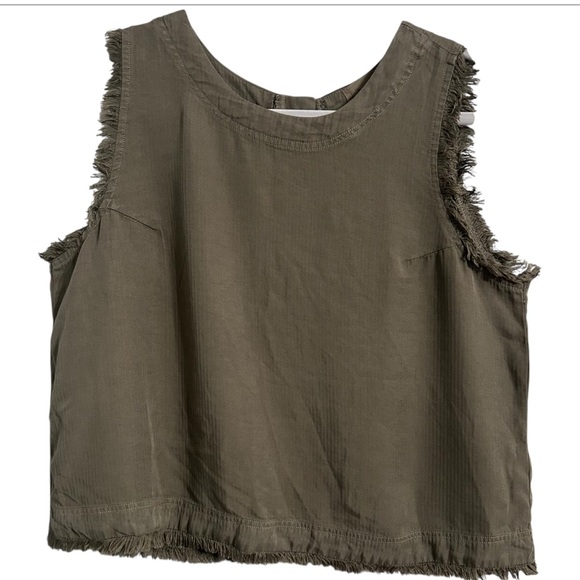 Altar'd State Tops - Altar’d State Olive Green Button back Sleeveless Frayed Sleeved Top Womens Size